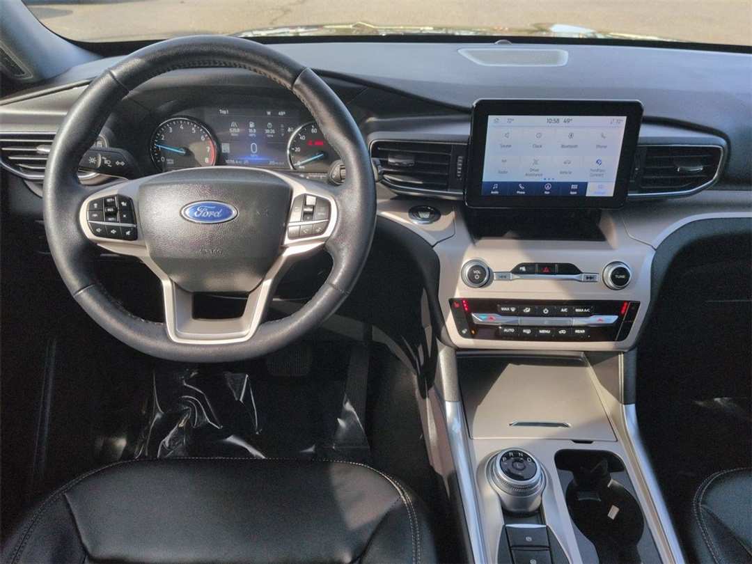 2023 Ford Explorer XLT - Image 20