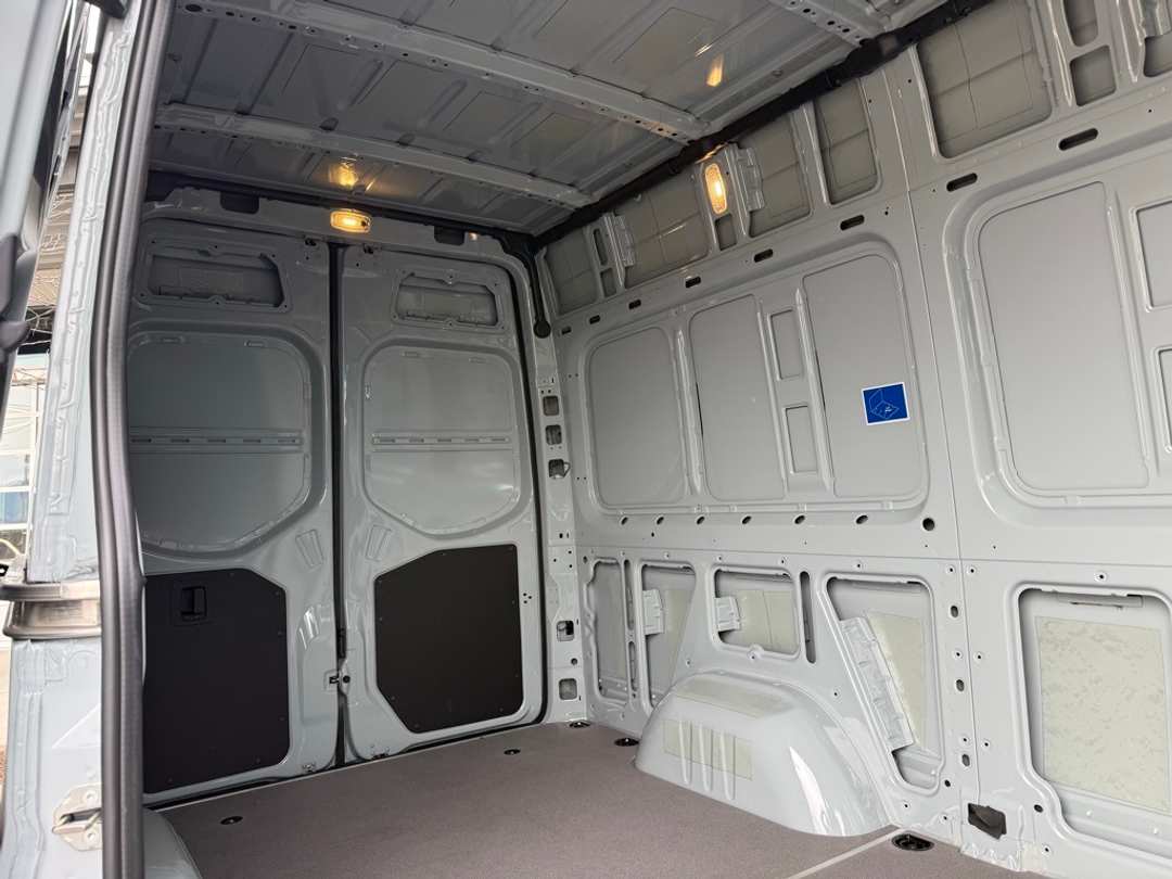 2026 Mercedes-Benz Sprinter 2500 Cargo 144 WB - Image 13