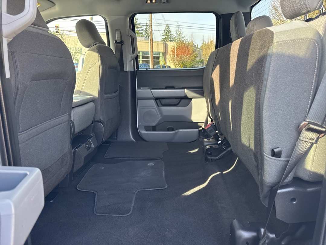 2023 Ford F-150 XLT - Image 42