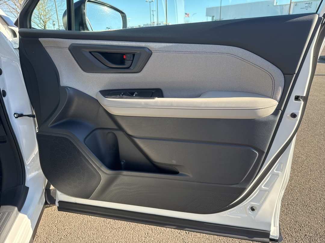 2026 Subaru Forester Premium - Image 27