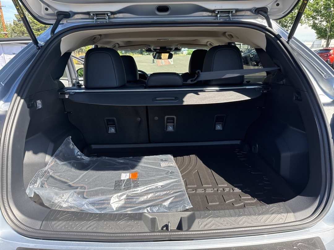 2025 Subaru Crosstrek Limited - Image 19