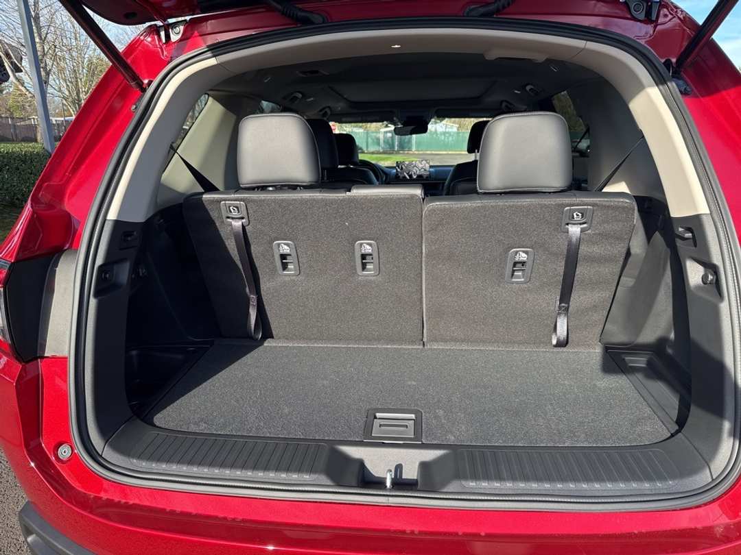 2025 Honda Pilot Touring - Image 16