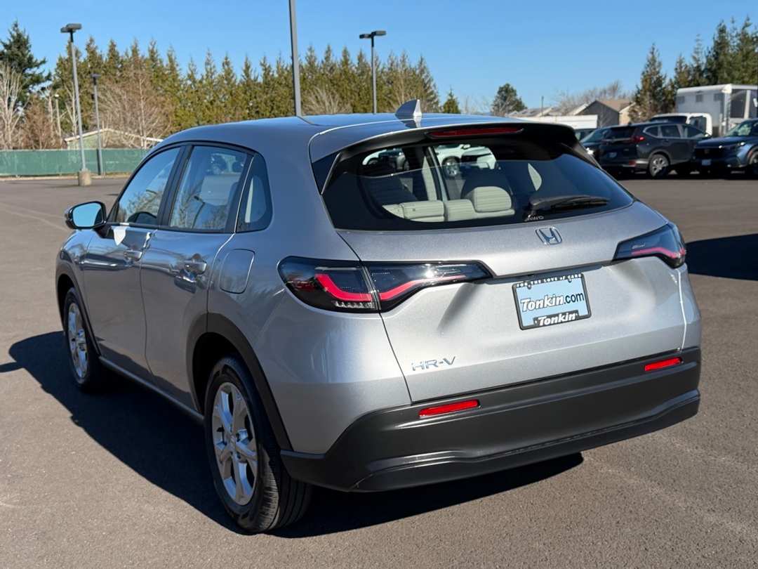 2025 Honda HR-V LX - Image 6