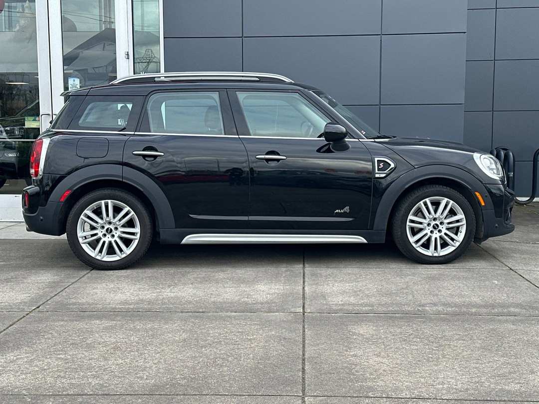 2018 MINI Cooper S Countryman Base - Image 2