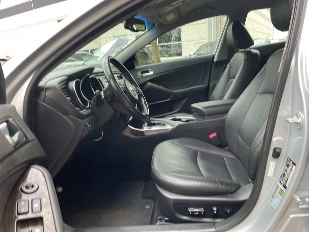 2015 Kia Optima EX - Image 21