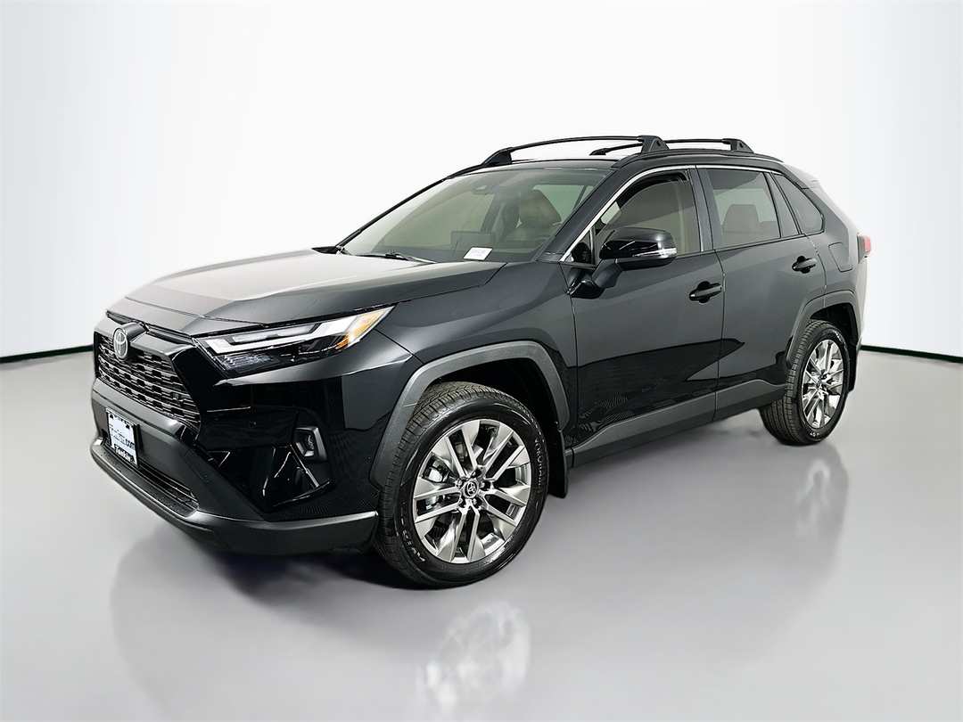 2025 Toyota Rav4 XLE Premium - Image 3