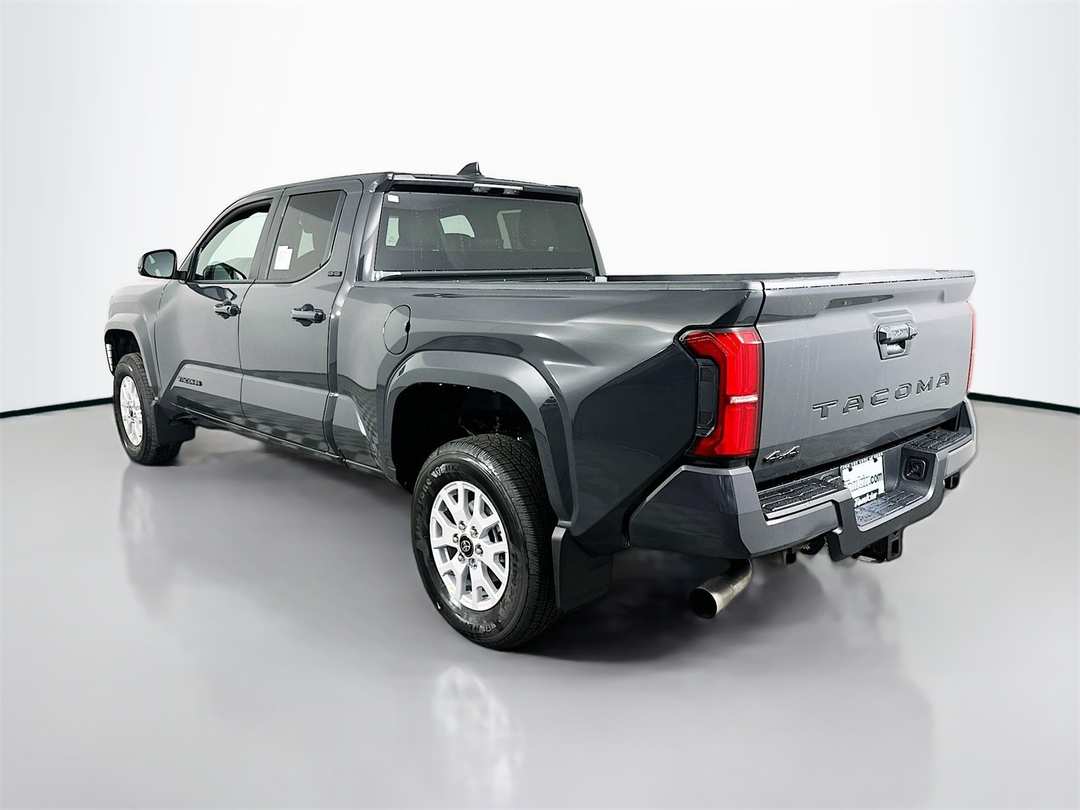 2026 Toyota Tacoma SR5 - Image 5