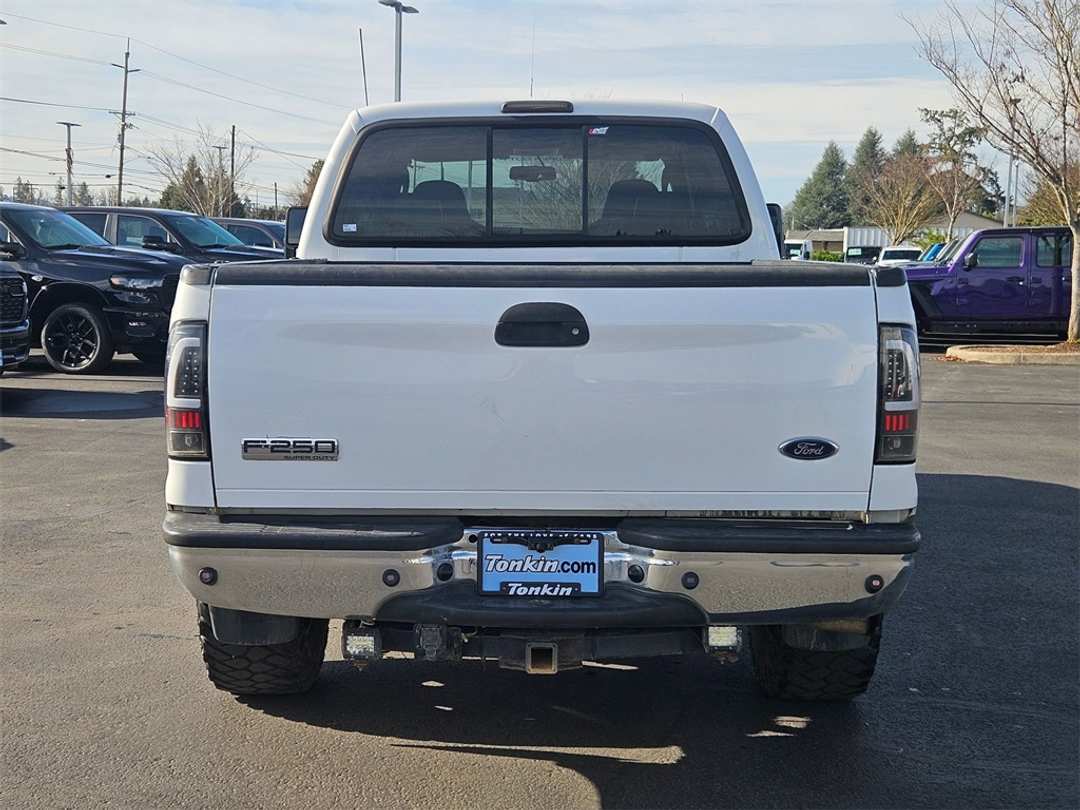 2006 Ford F-250Sd Lariat - Image 5