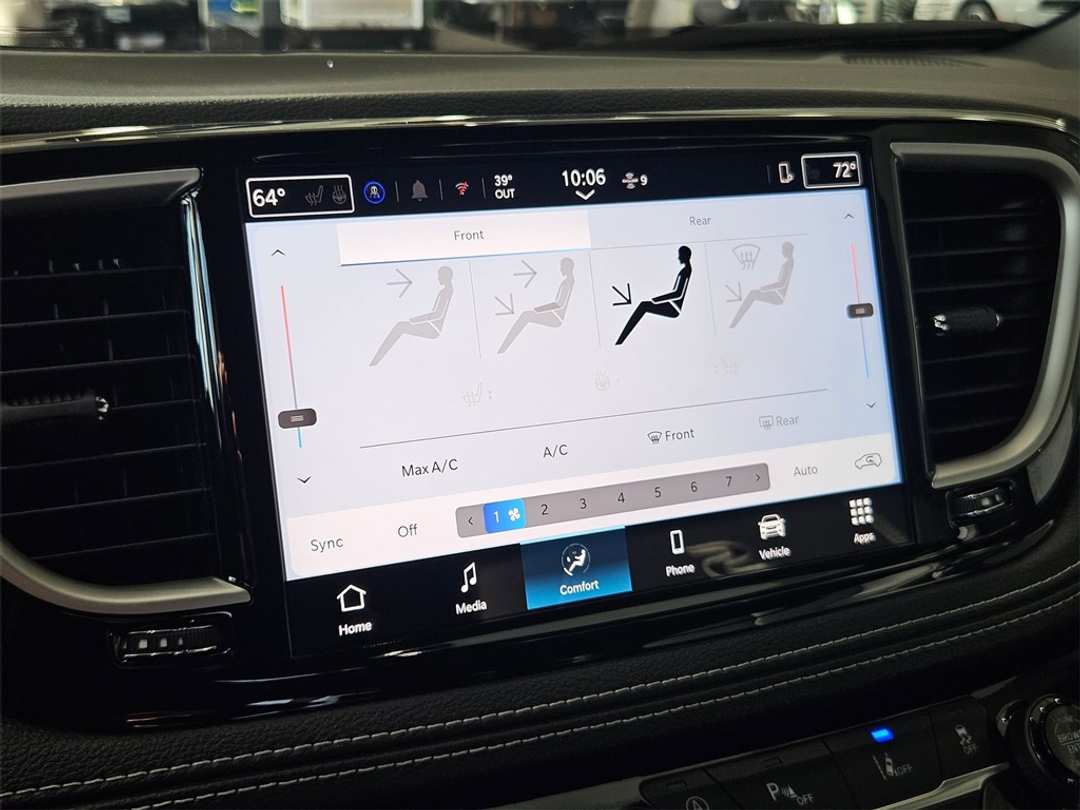 2026 Chrysler Pacifica Select - Image 20