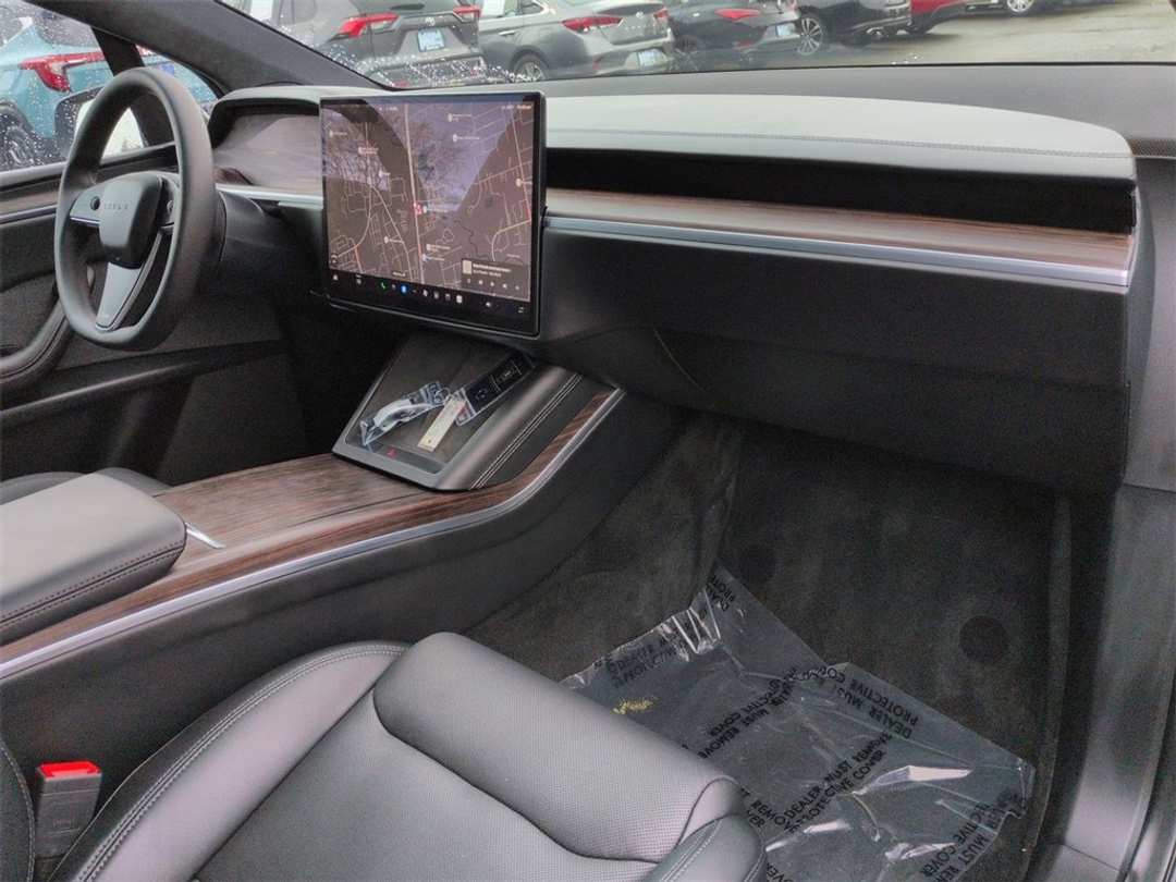 2024 Tesla Model X Base - Image 30