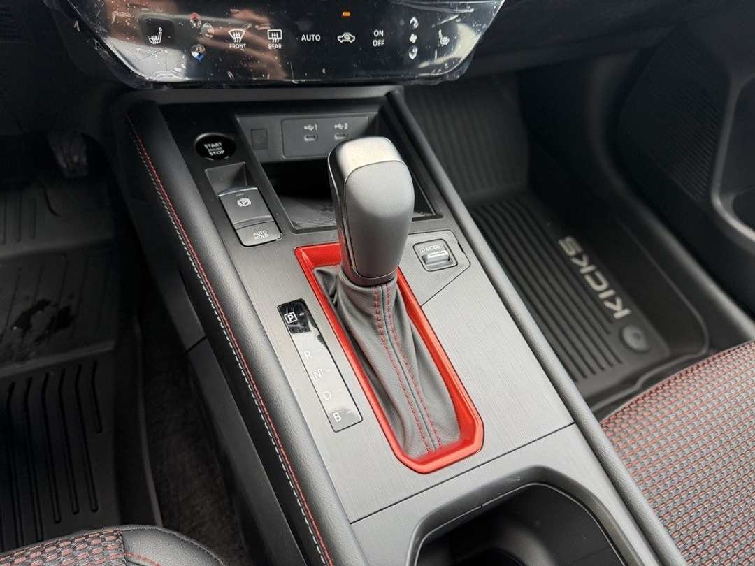 2026 Nissan Kicks SR - Image 23