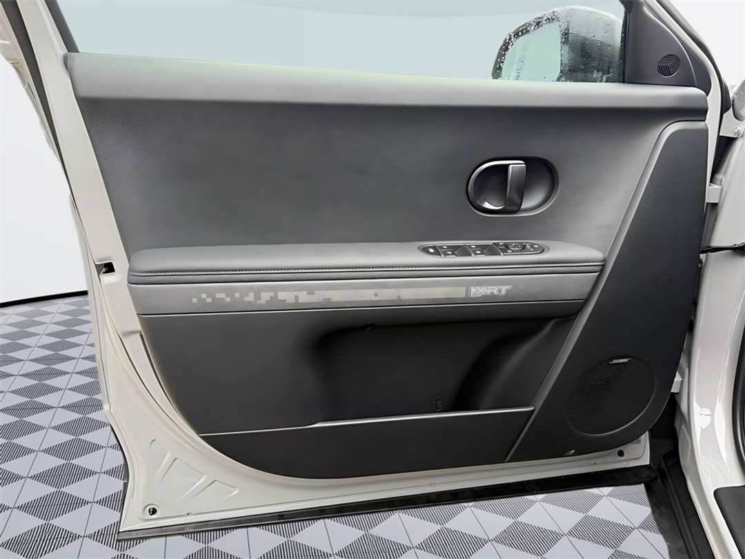 2026 Hyundai Ioniq 5 XRT - Image 11