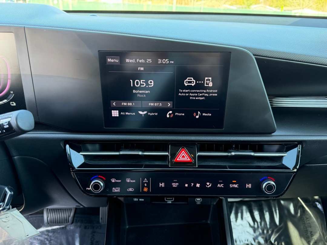 2024 Kia Niro LX - Image 22