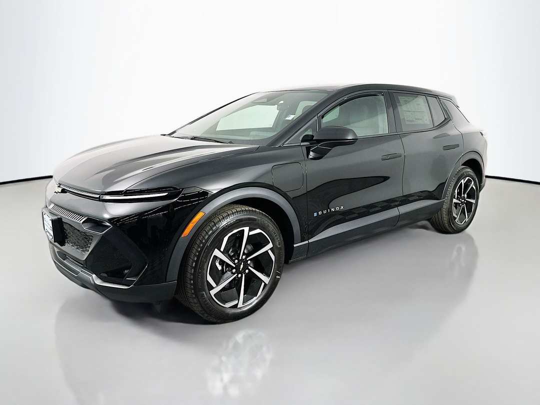 2026 Chevrolet Equinox Ev LT - Image 3