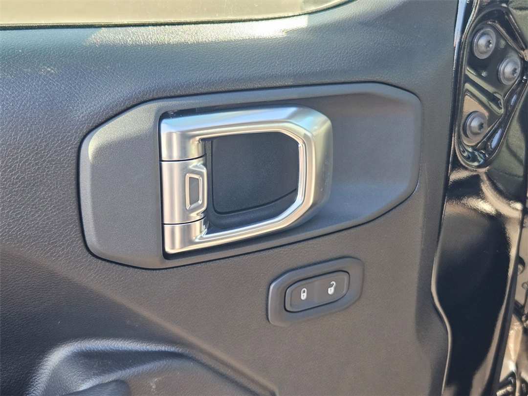 2026 Jeep Wrangler Sport - Image 11