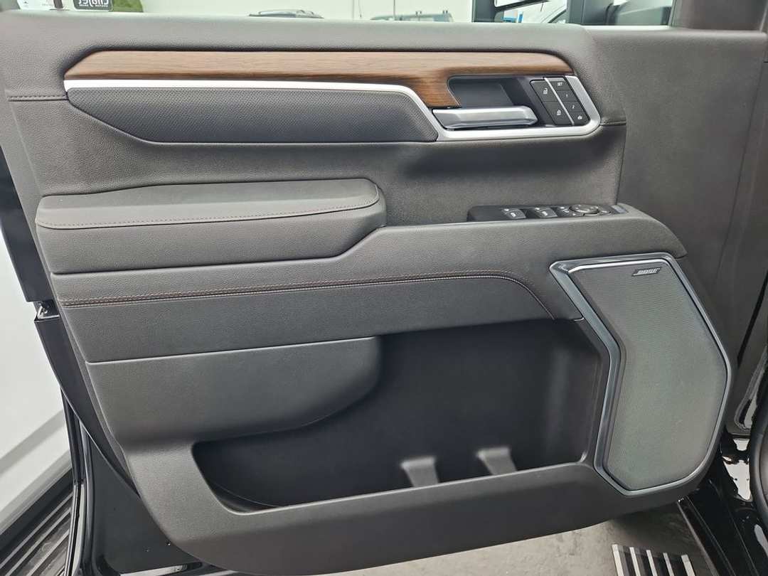 2026 Chevrolet Silverado 3500Hd High Country - Image 10