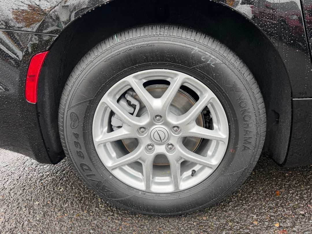 2026 Chrysler Pacifica Select - Image 9