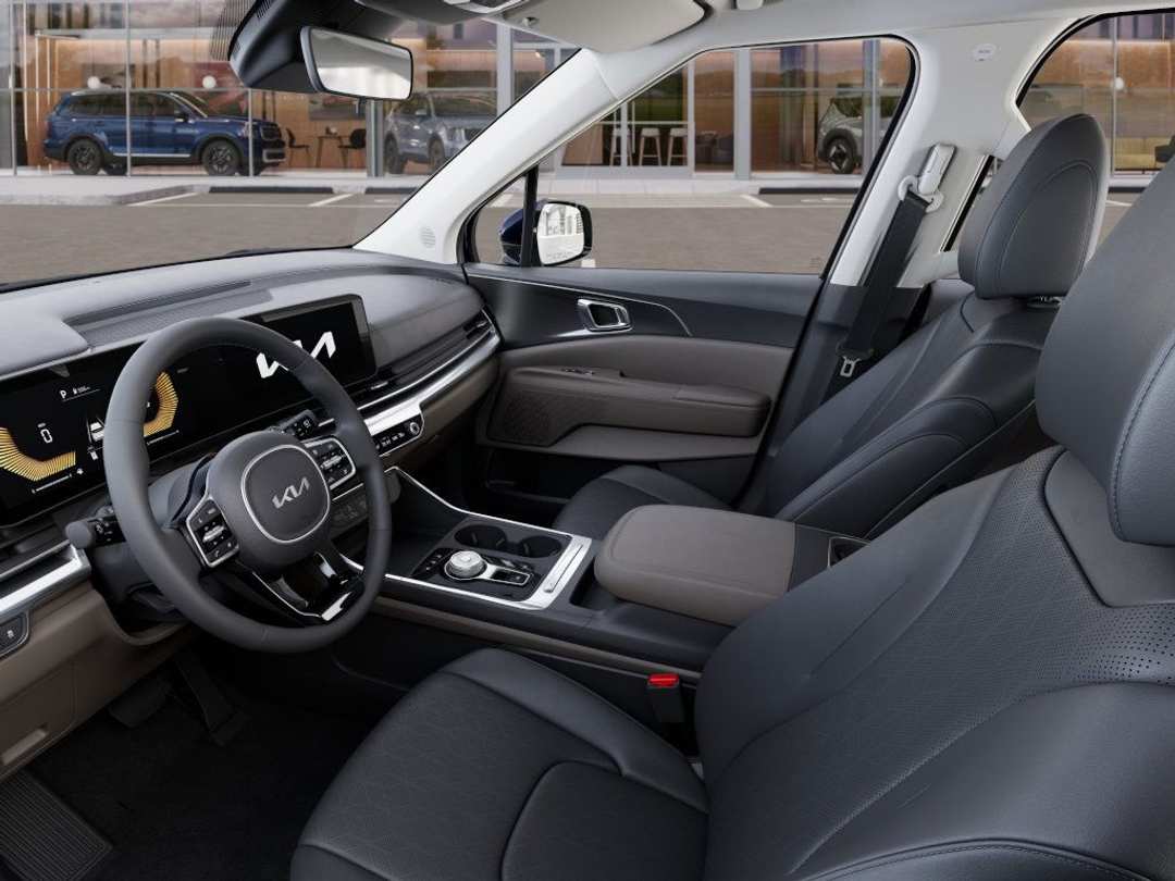 2026 Kia Carnival LXS - Image 17