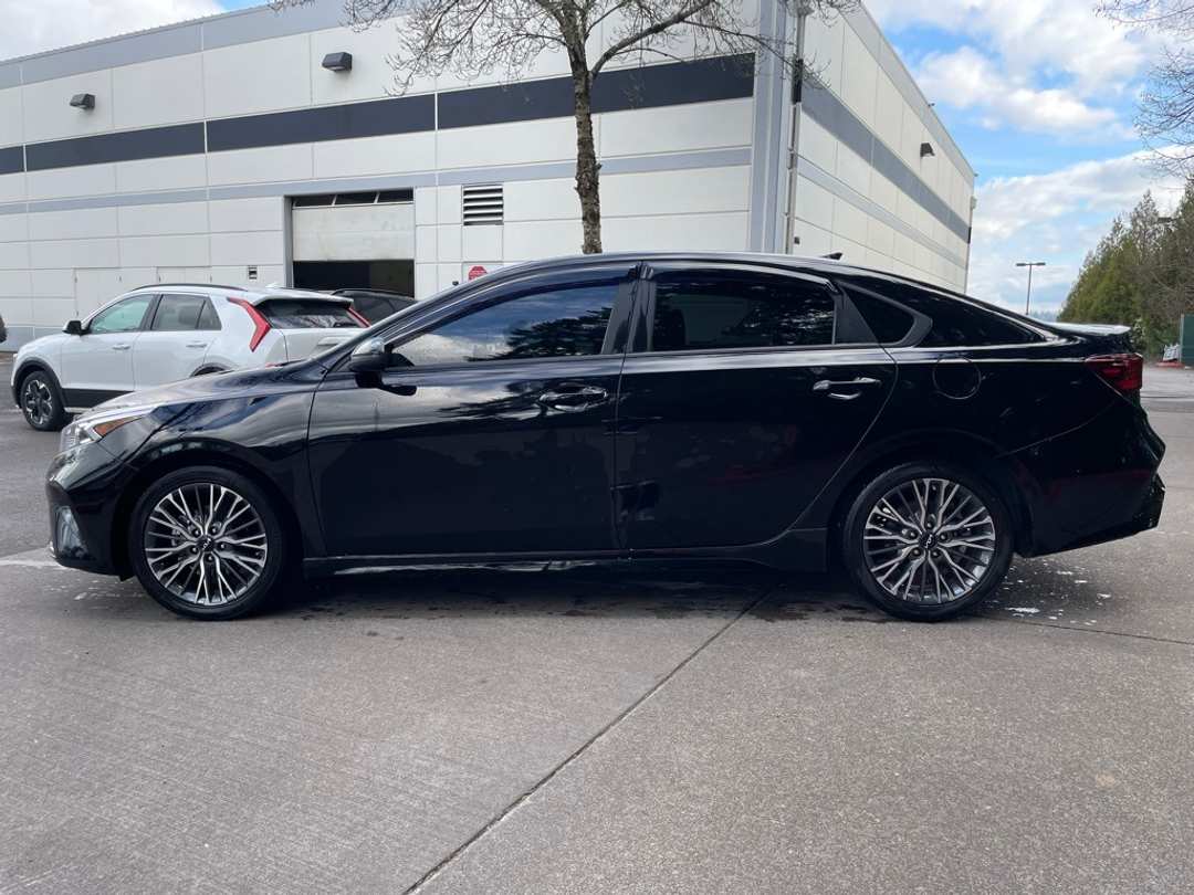 2022 Kia Forte GTLine - Image 27