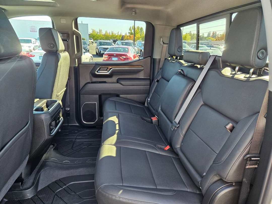 2026 Chevrolet Silverado 1500 RST - Image 30