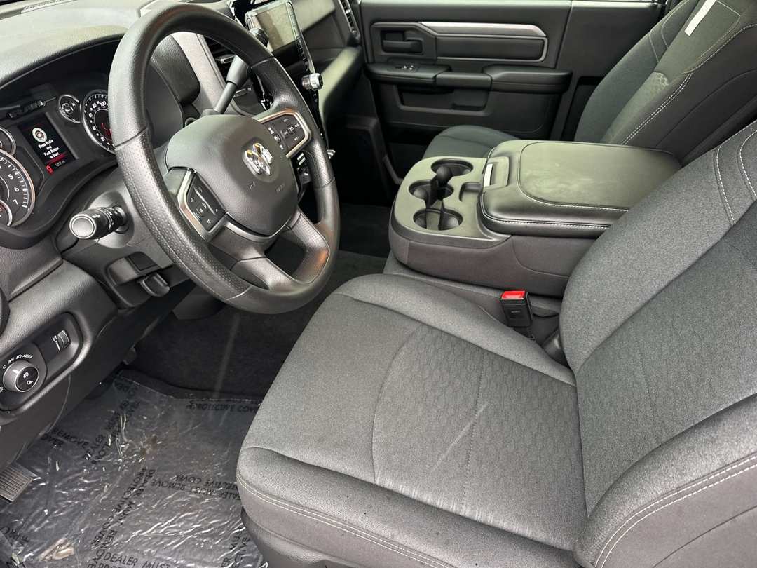 2025 Ram 2500 Tradesman - Image 9