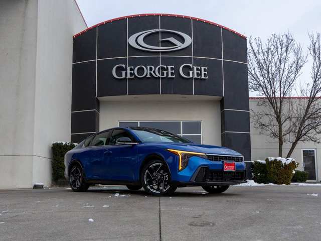 2025 Kia K4 GTLine