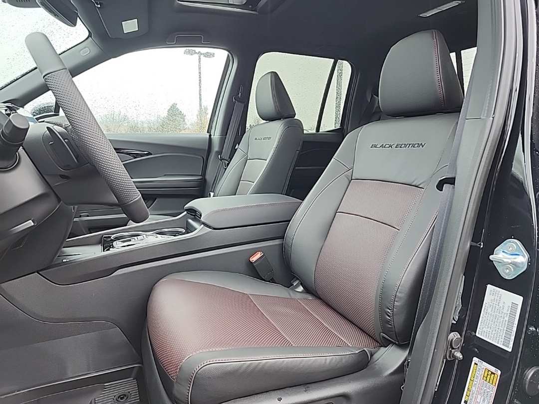 2026 Honda Ridgeline Black Edition - Image 9