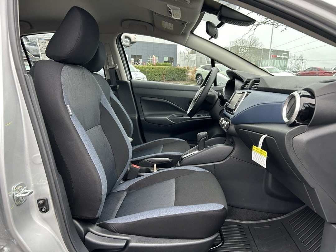 2025 Nissan Versa 1.6 SV - Image 27