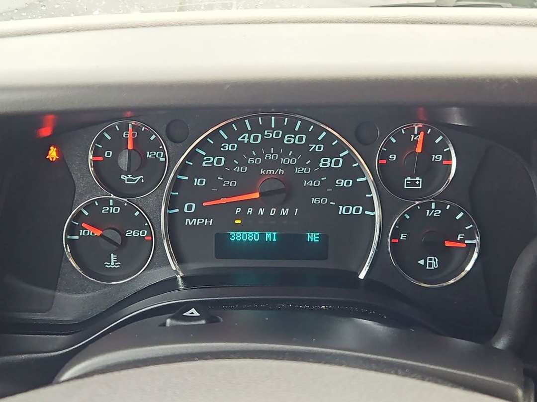 2023 Chevrolet Express 3500 LS - Image 15