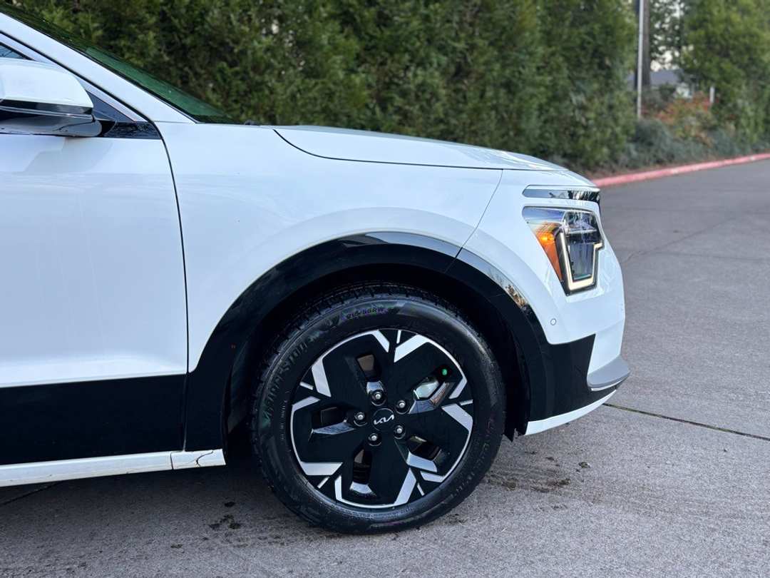 2023 Kia Niro Ev Wave - Image 3