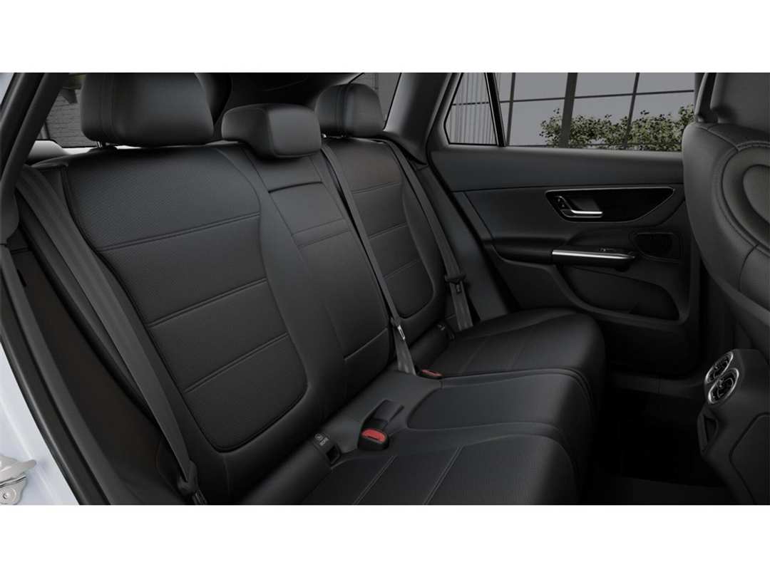 2026 Mercedes-Benz GLC GLC 300 - Image 5