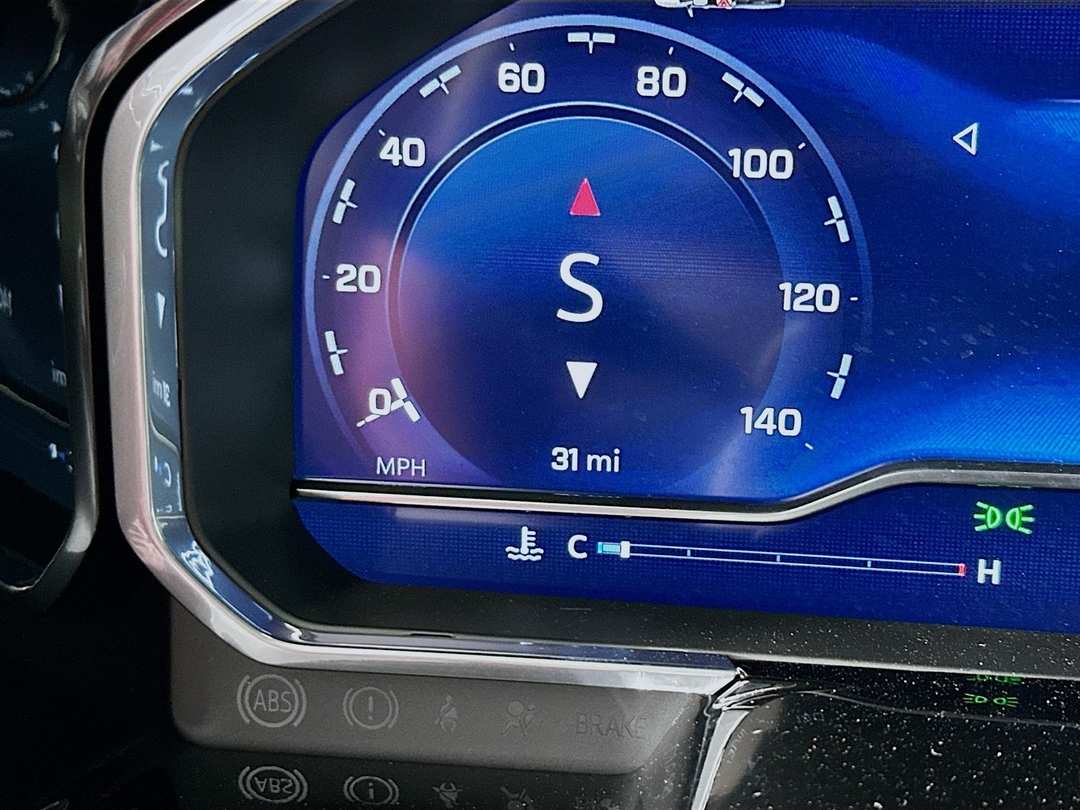 2025 Chevrolet Silverado 2500Hd LT - Image 13