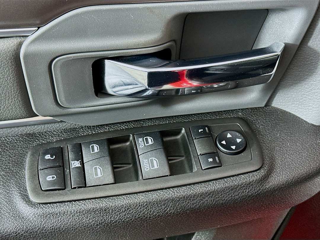 2023 Ram 1500 Classic SLT - Image 19