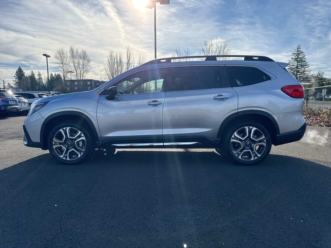 2026 Subaru Ascent Limited - Image 4