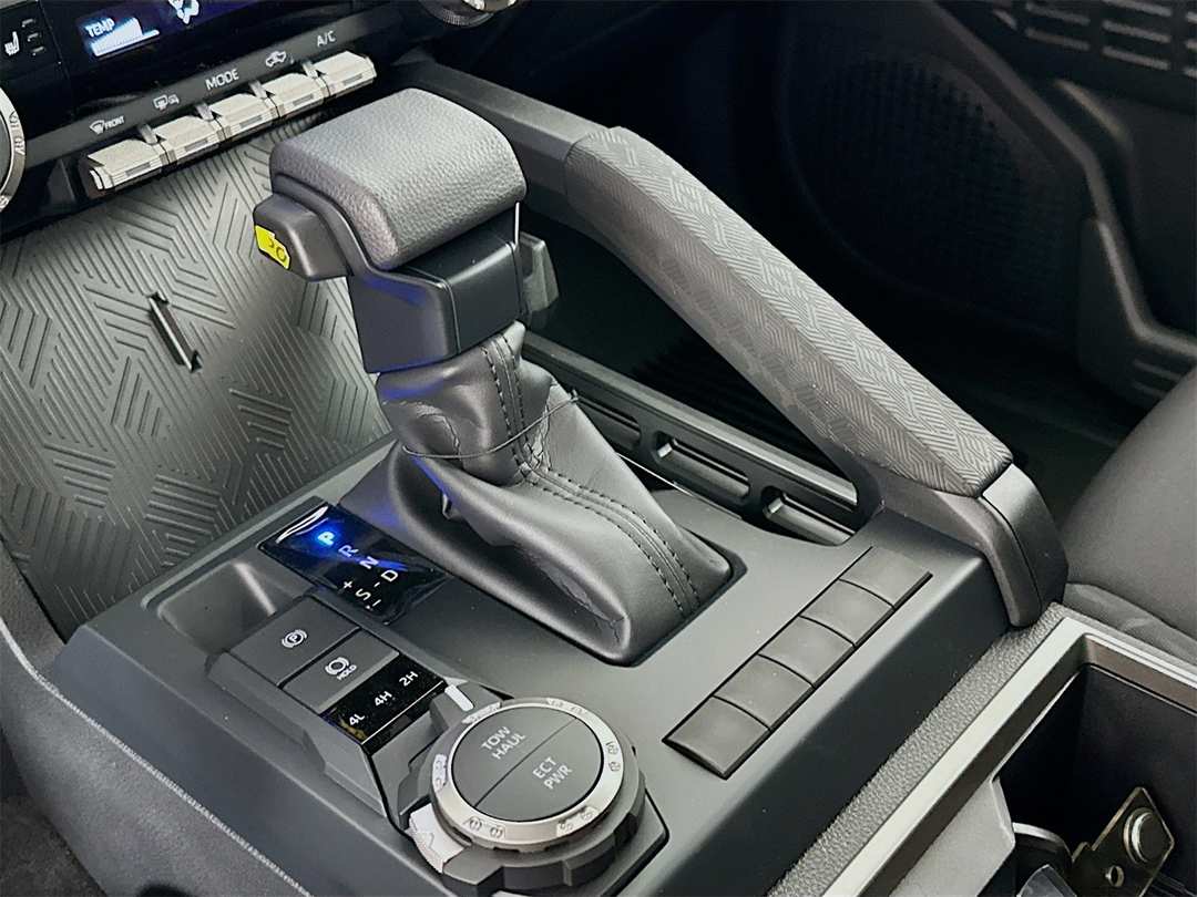 2025 Toyota Tacoma SR5 - Image 16