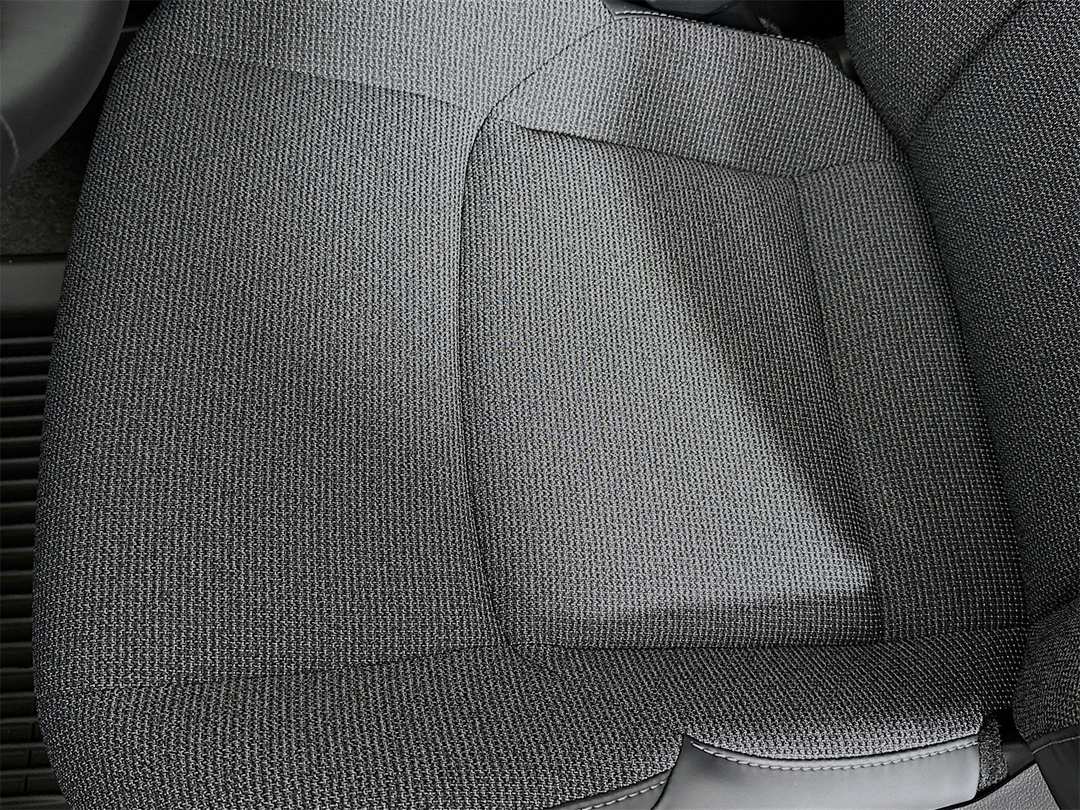 2026 Toyota Bz XLE Plus - Image 19