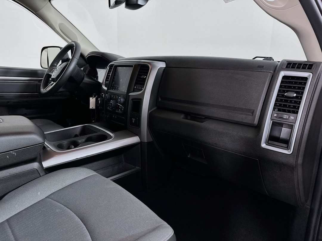 2023 Ram 1500 Classic SLT - Image 29