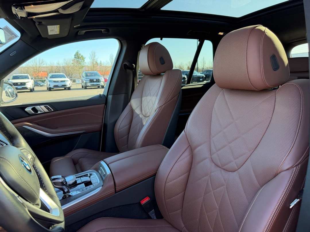 2023 BMW X5 xDrive45e - Image 16