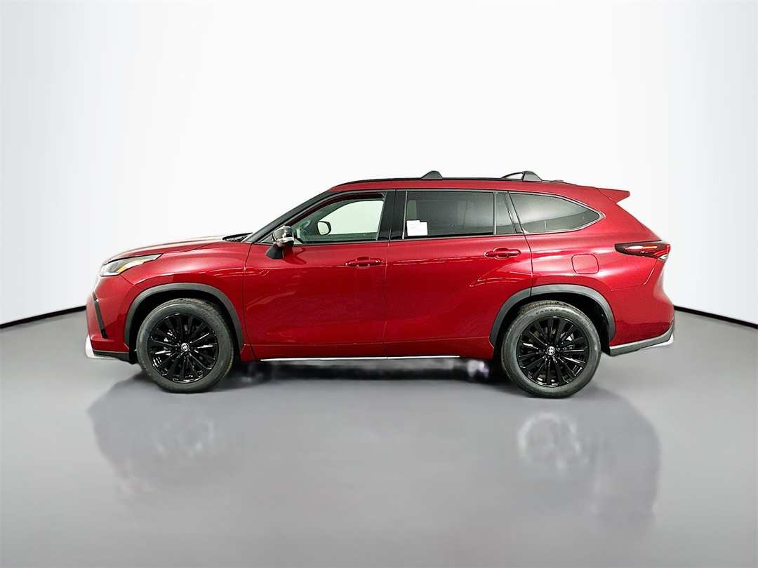 2026 Toyota Highlander XSE - Image 4