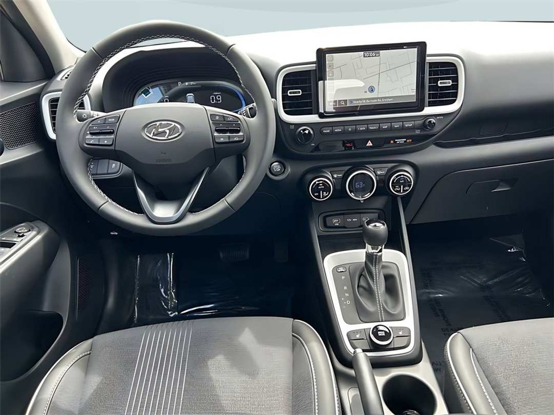 2025 Hyundai Venue Limited - Image 23