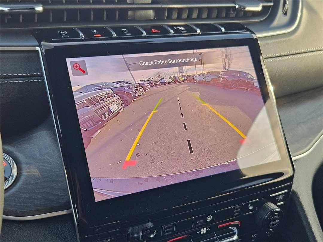 2025 Jeep Grand Cherokee Limited - Image 20