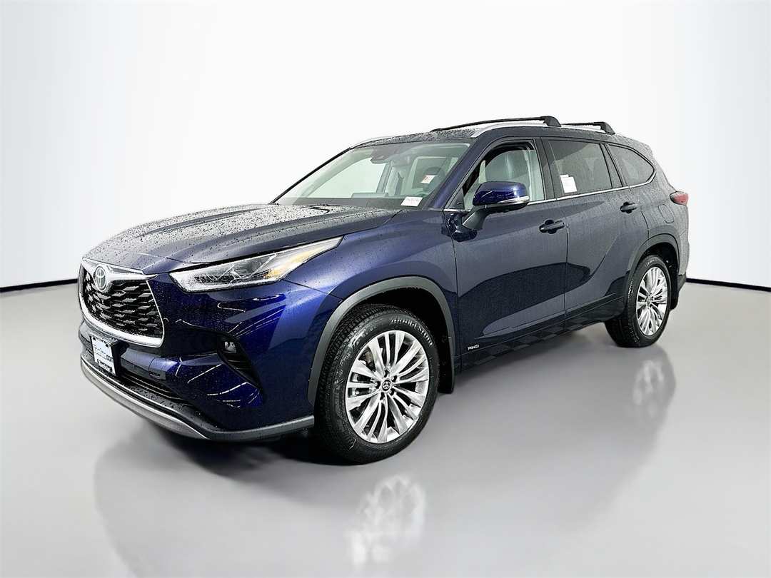 2026 Toyota Highlander Platinum - Image 3