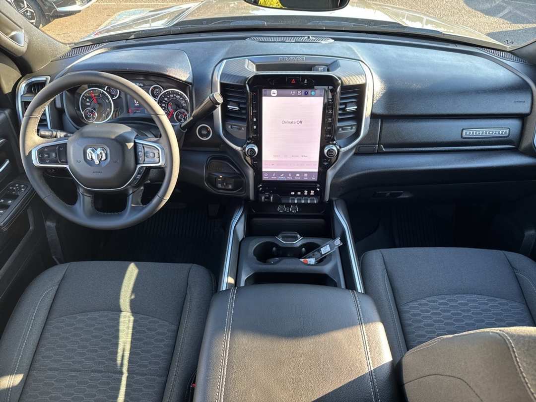 2026 Ram 2500 Big Horn - Image 24