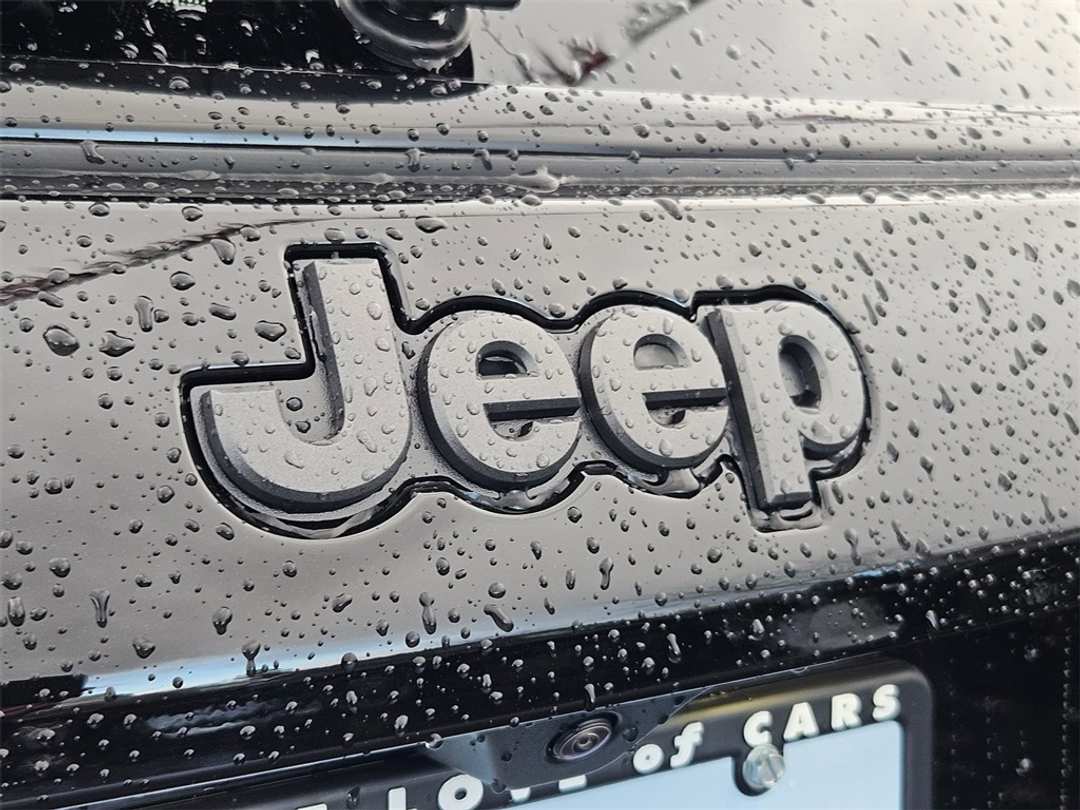 2026 Jeep Compass Latitude - Image 30