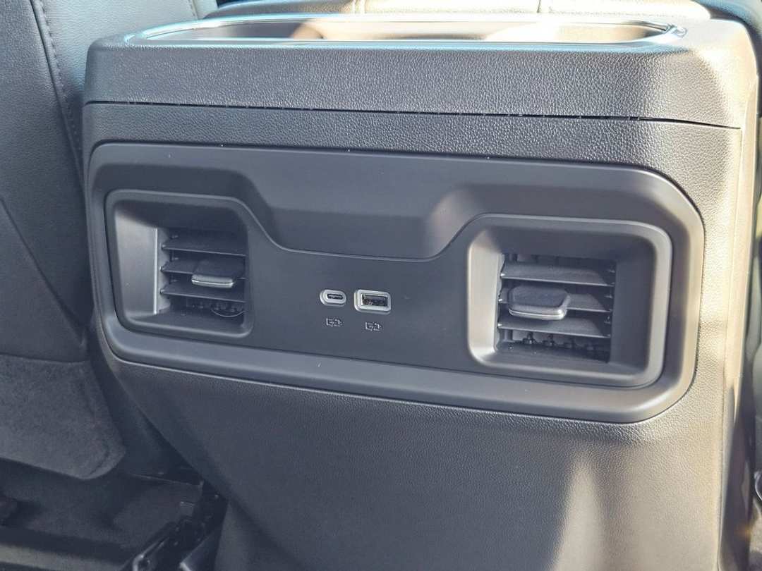 2026 Chevrolet Silverado 1500 RST - Image 40