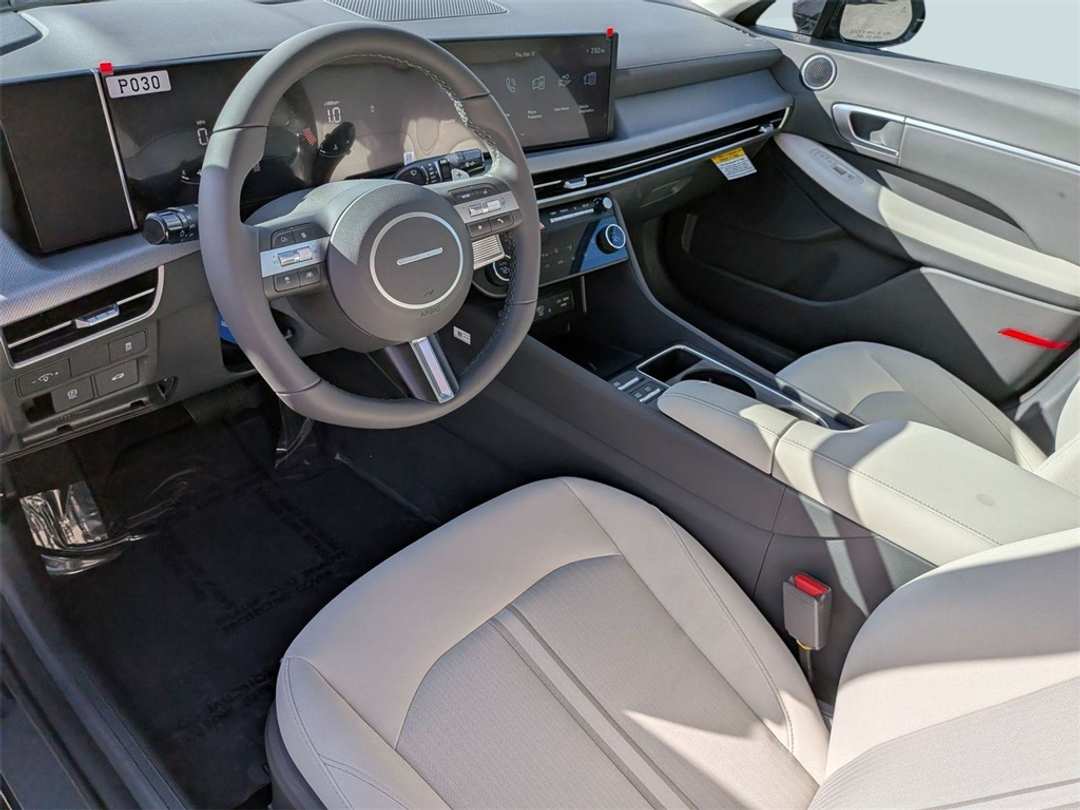 2026 Hyundai Sonata SEL Sport - Image 13