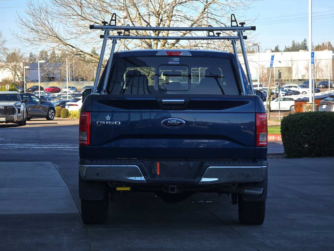 2017 Ford F-150 XLT - Image 4