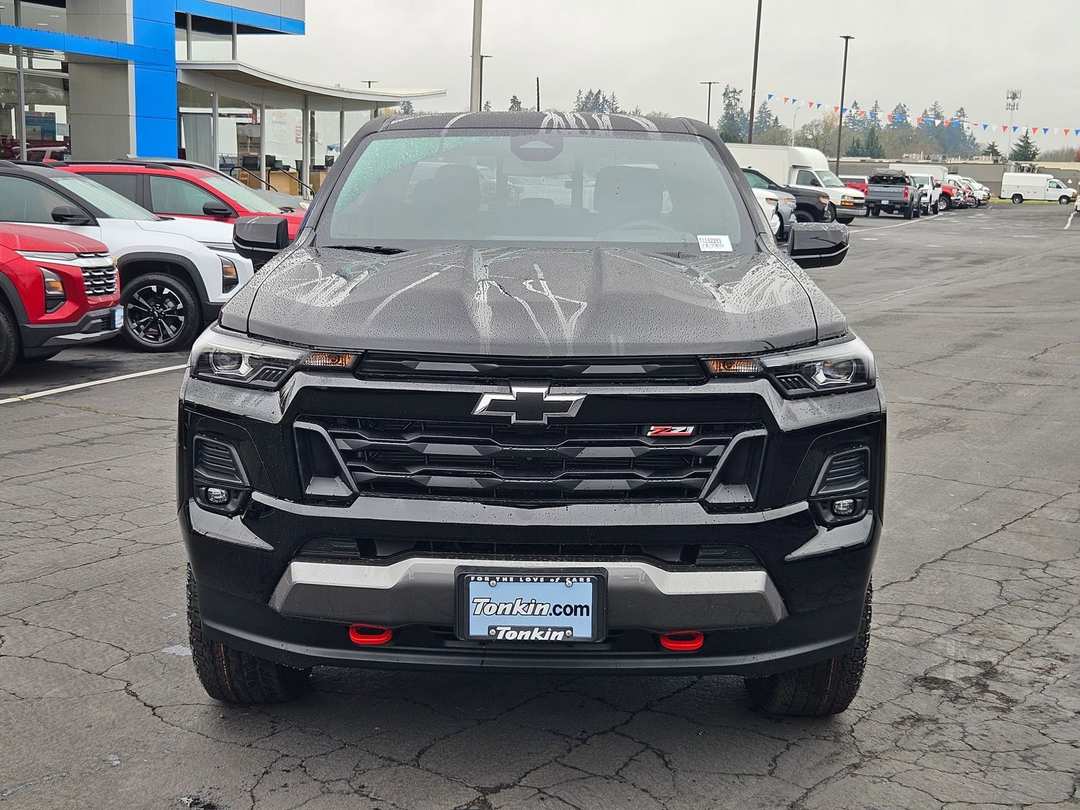 2026 Chevrolet Colorado Z71 - Image 10