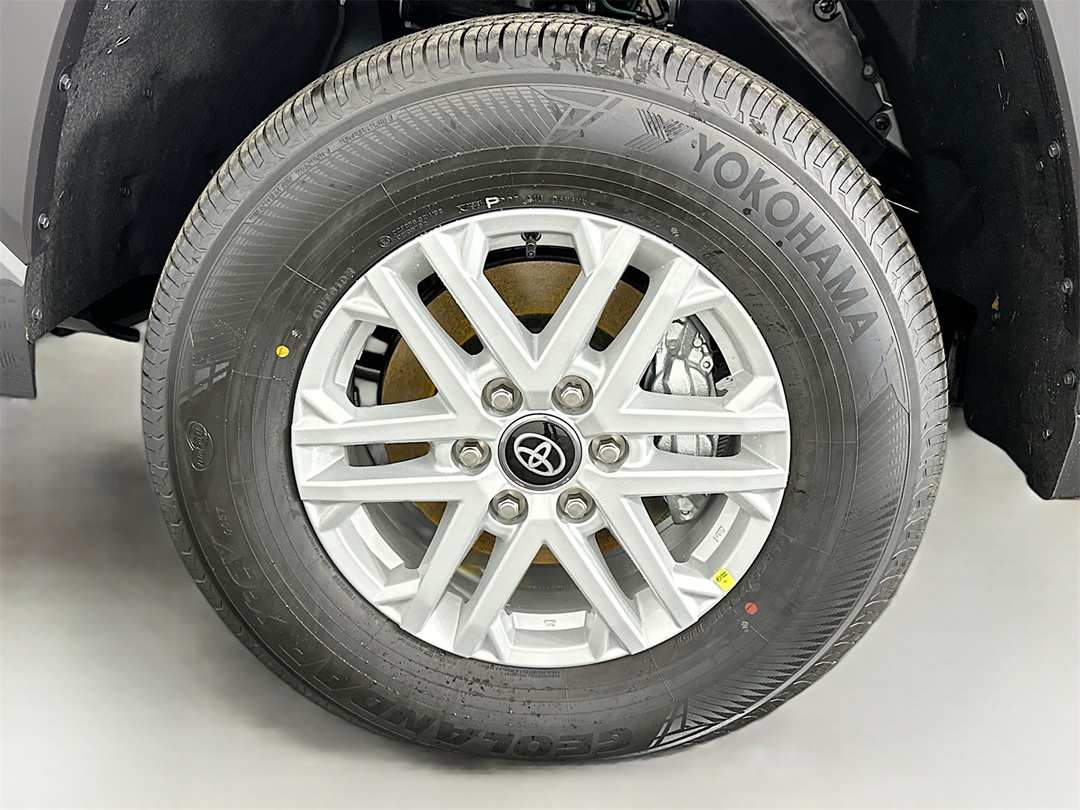 2026 Toyota Tundra SR5 - Image 31