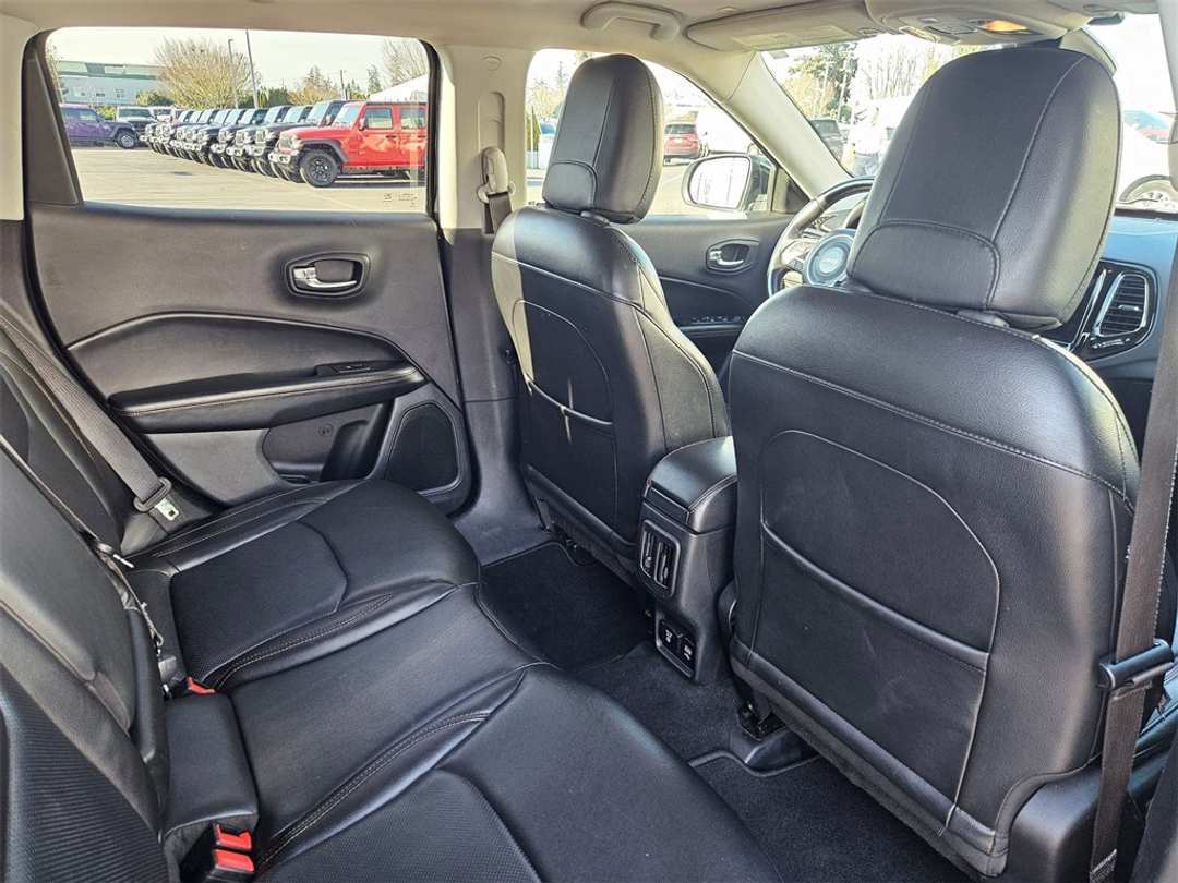 2018 Jeep Compass Limited - Image 35